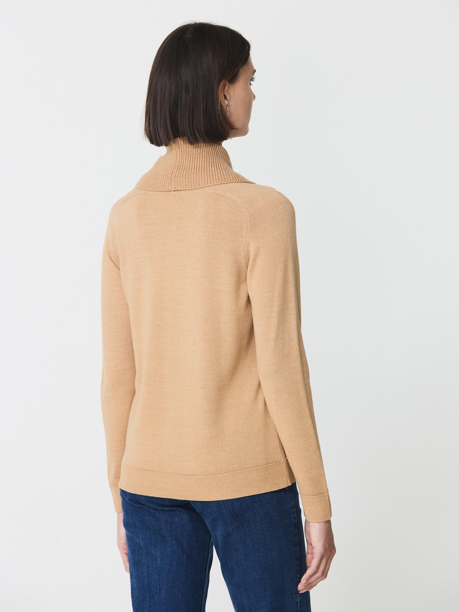 Cowl neck jumper