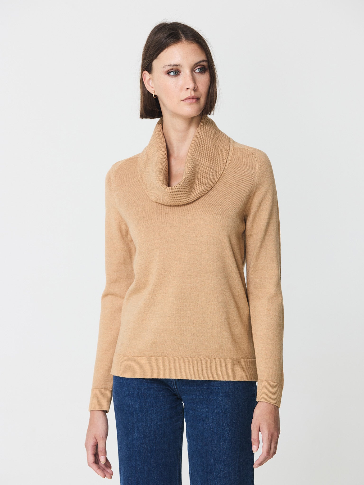 Cowl neck jumper