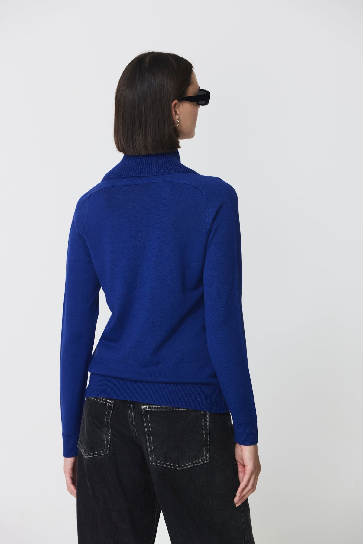 Cowl neck jumper