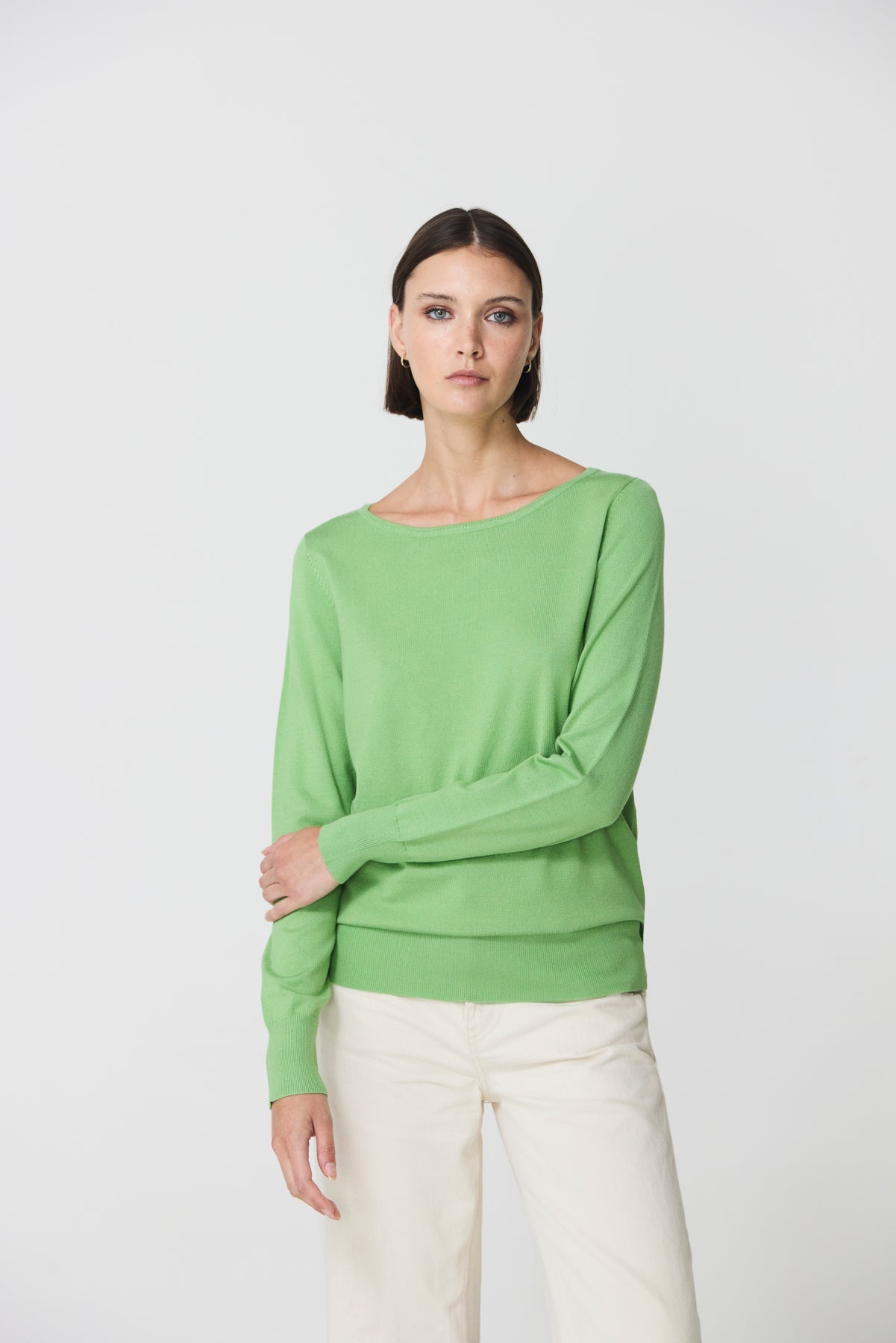 Boat neck sweater