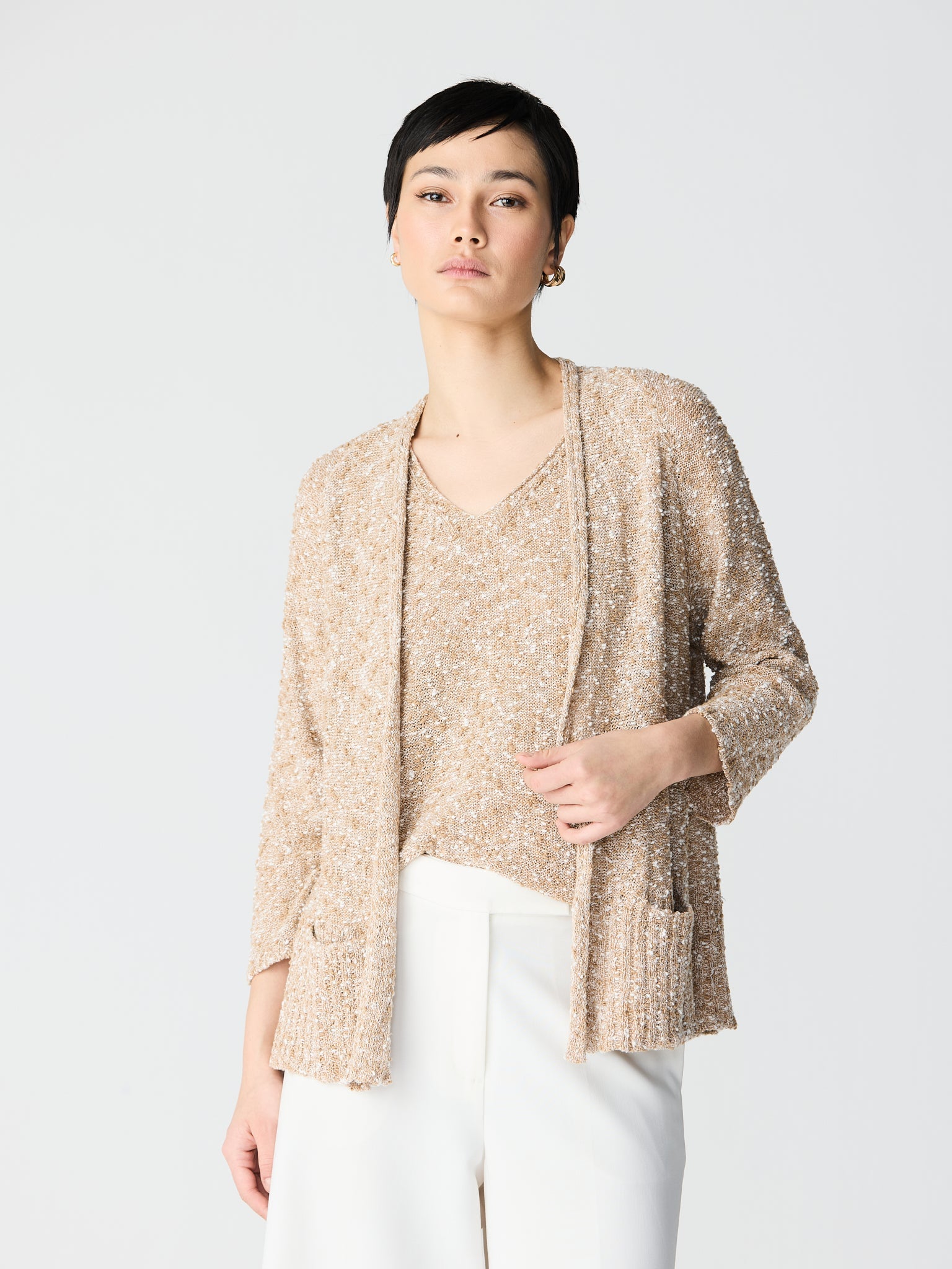 Cardigan with cotton thread knitting