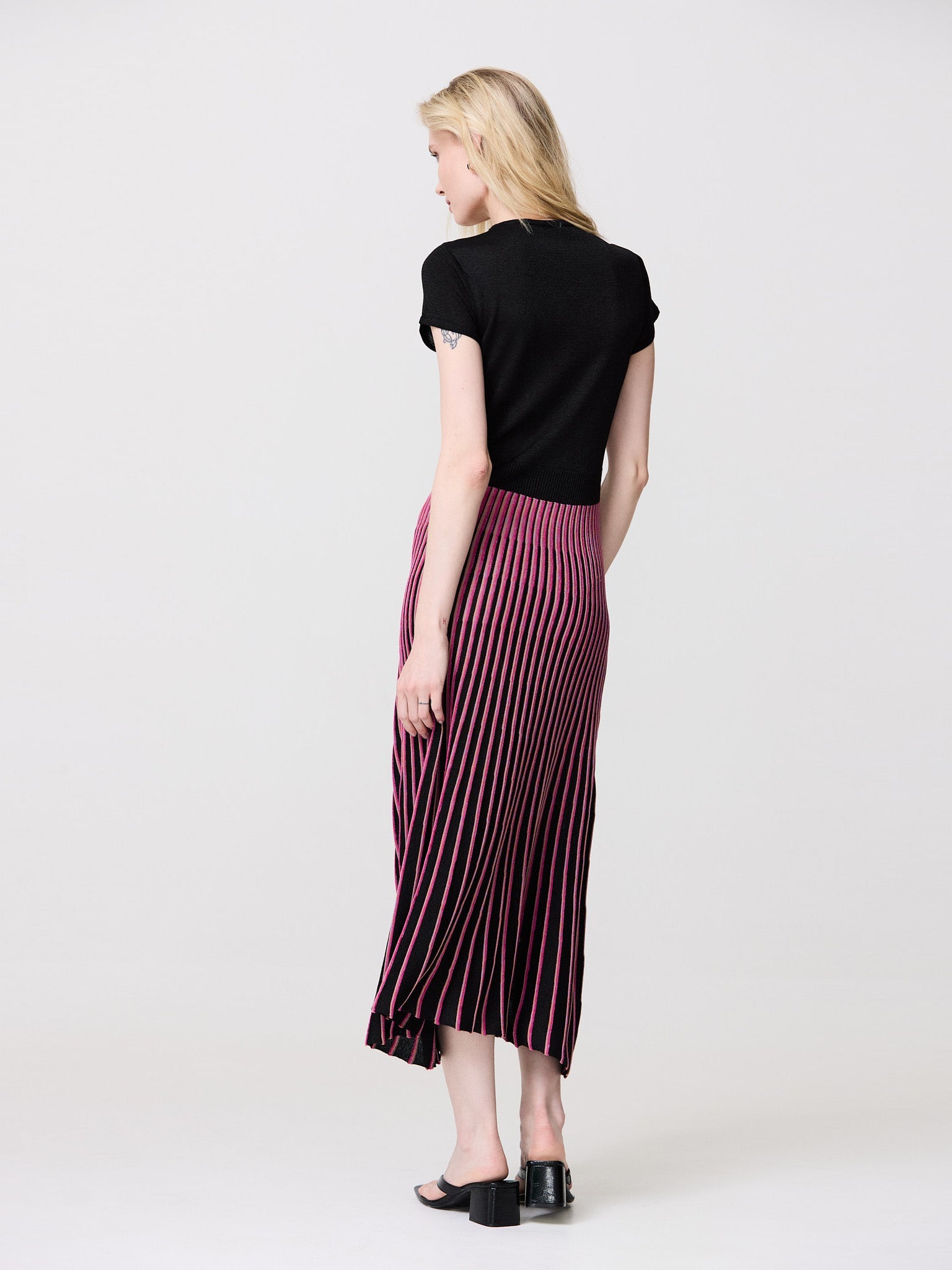 Knitted midi dress with pleated skirt