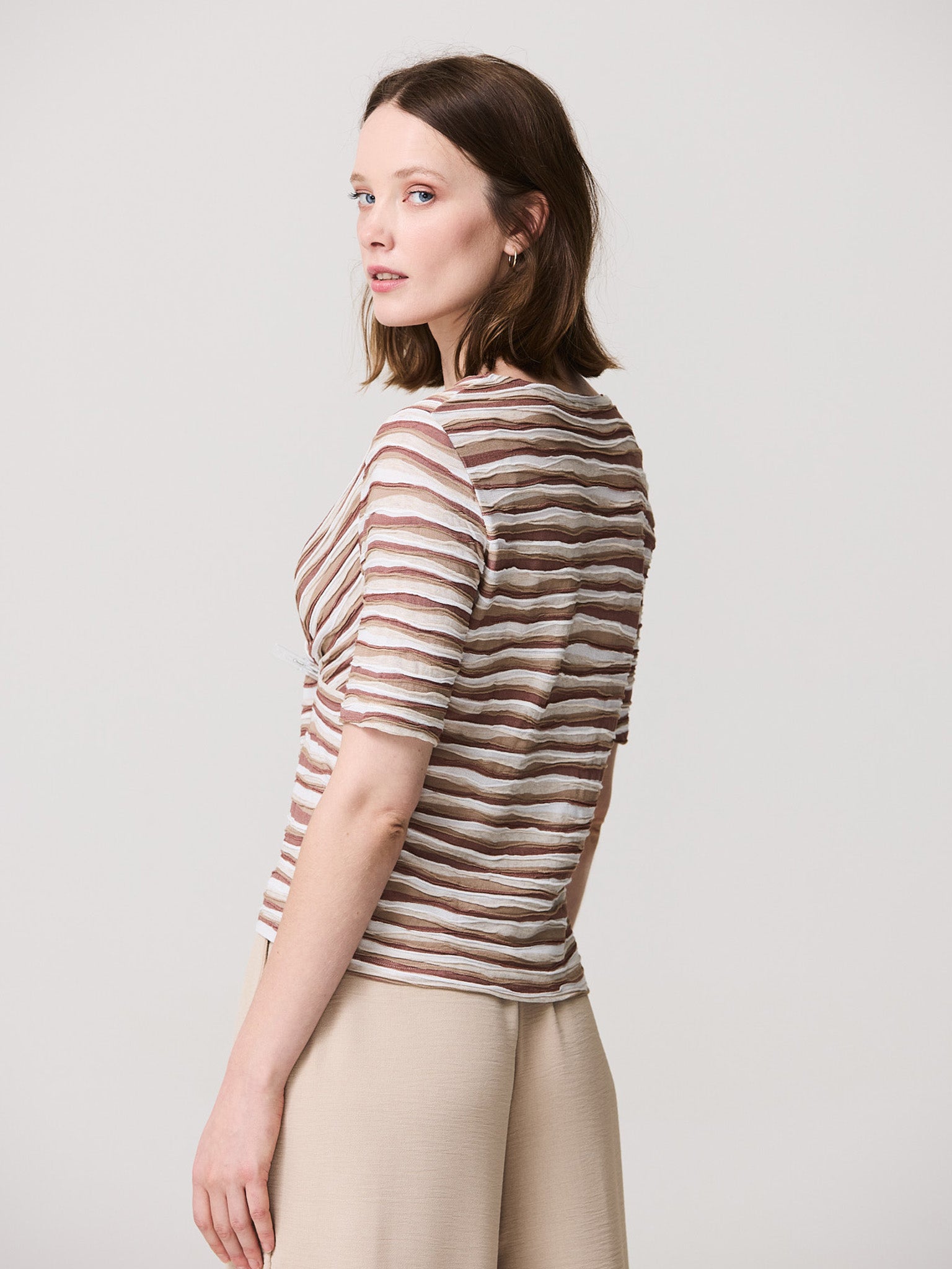 T-shirt with a crossover neckline and elbow-length sleeves