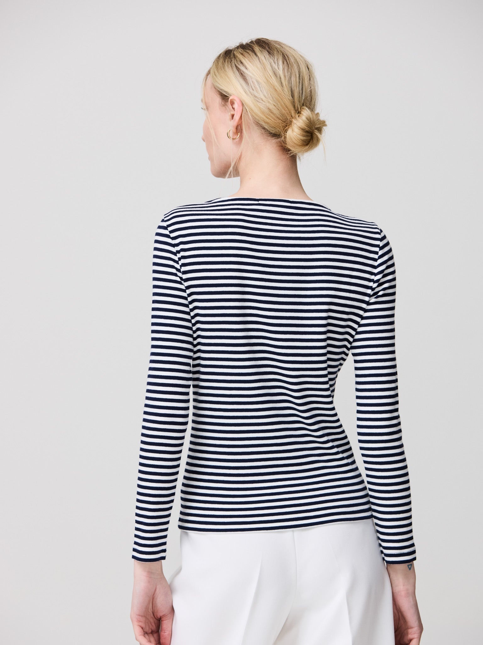 Long-sleeved sailor striped t-shirt