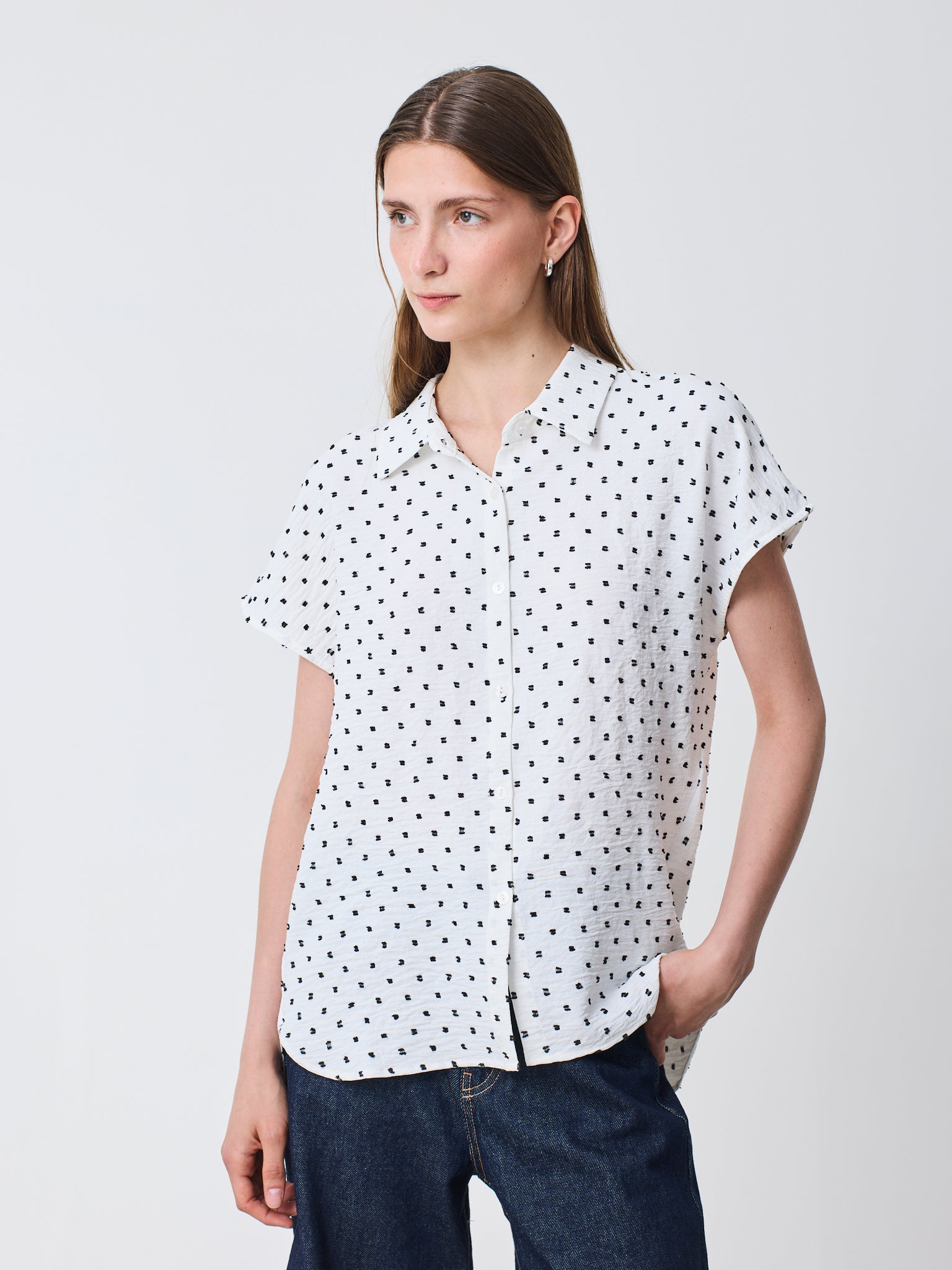 Camisa cuello redondo sin mangas