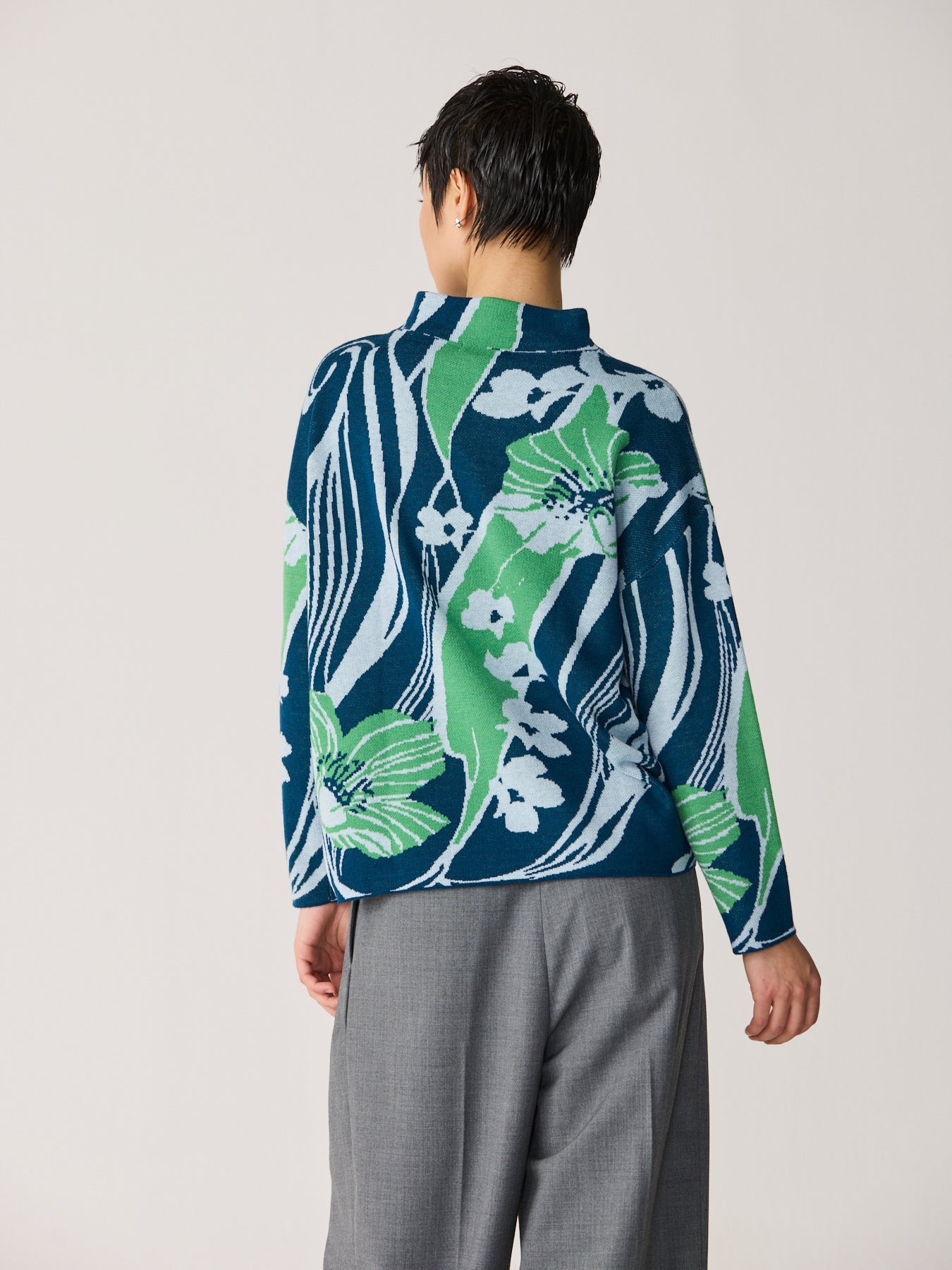 Jersey jacquard manga caída