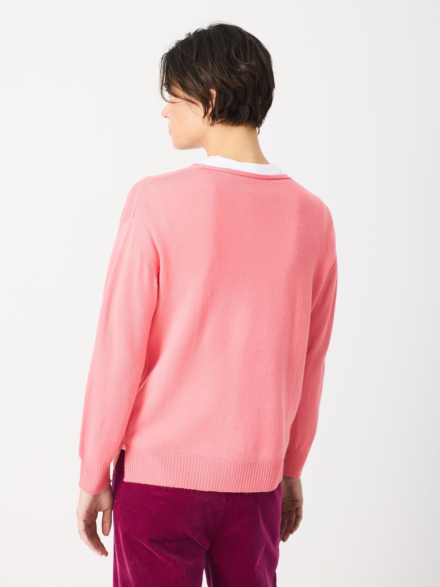 Jersey senzillo y cómodo de cuello pico y manga caída
