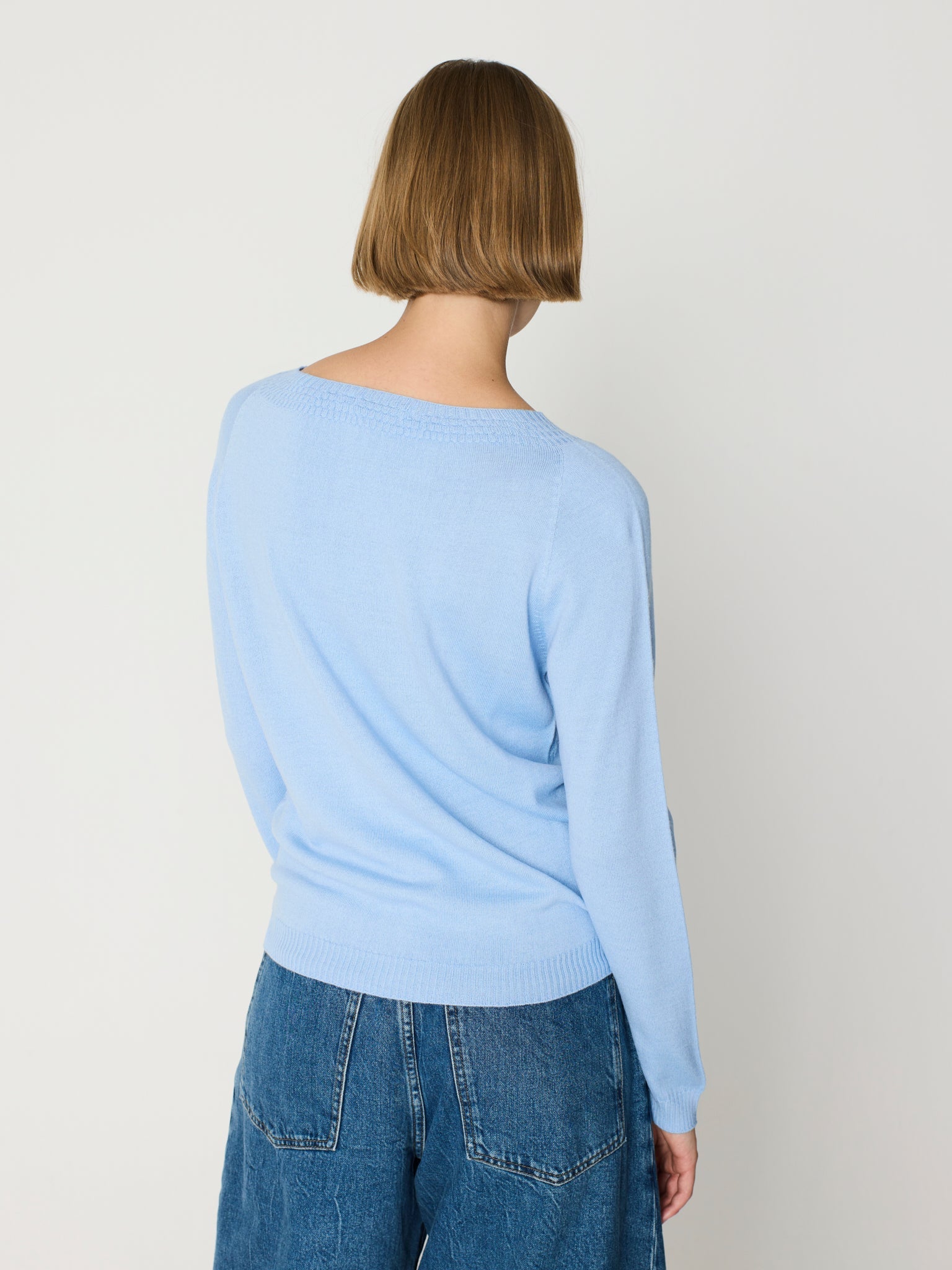 Jersey con detalle en los hombros