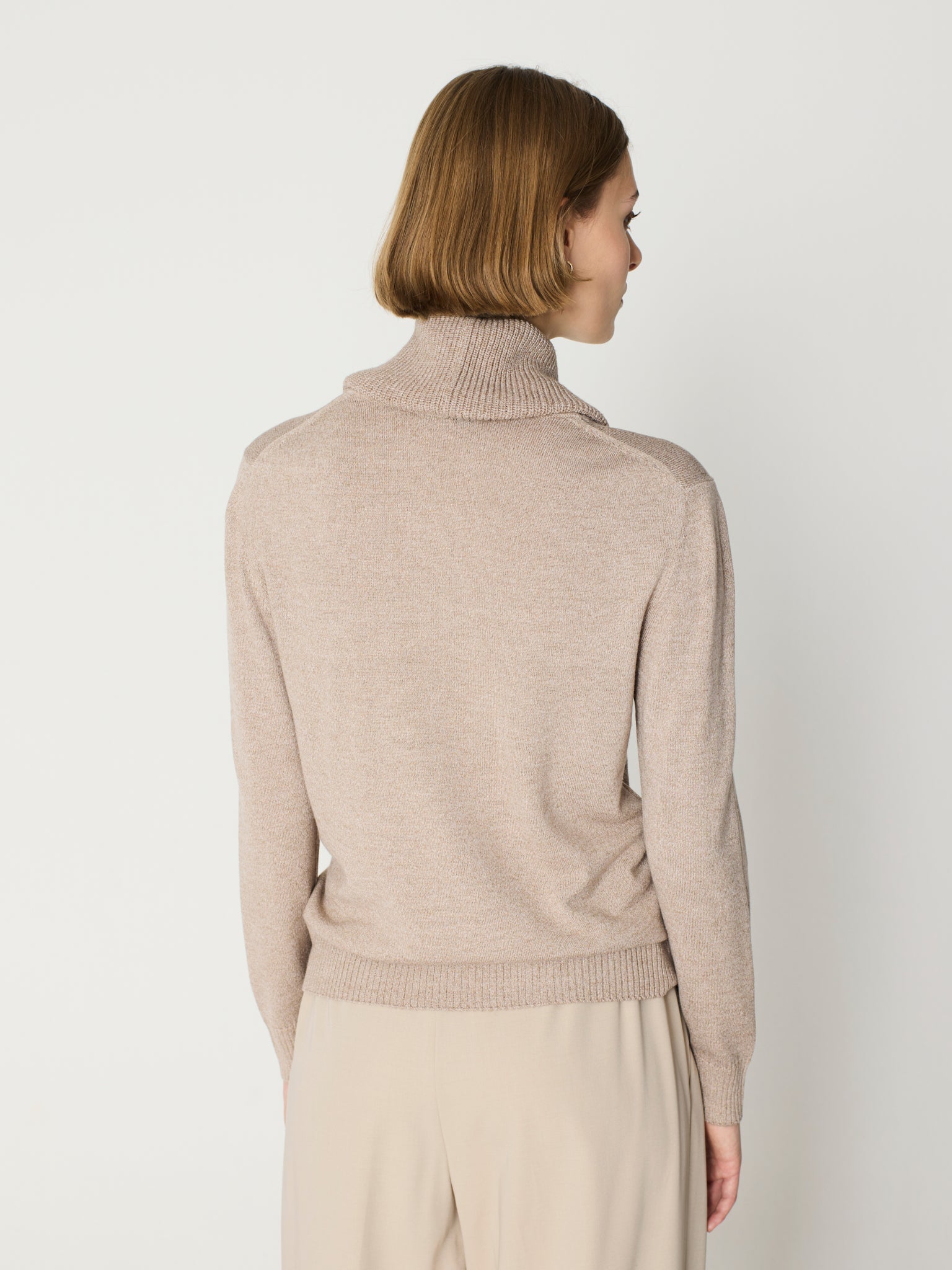 Jersey multigalga cuello alto