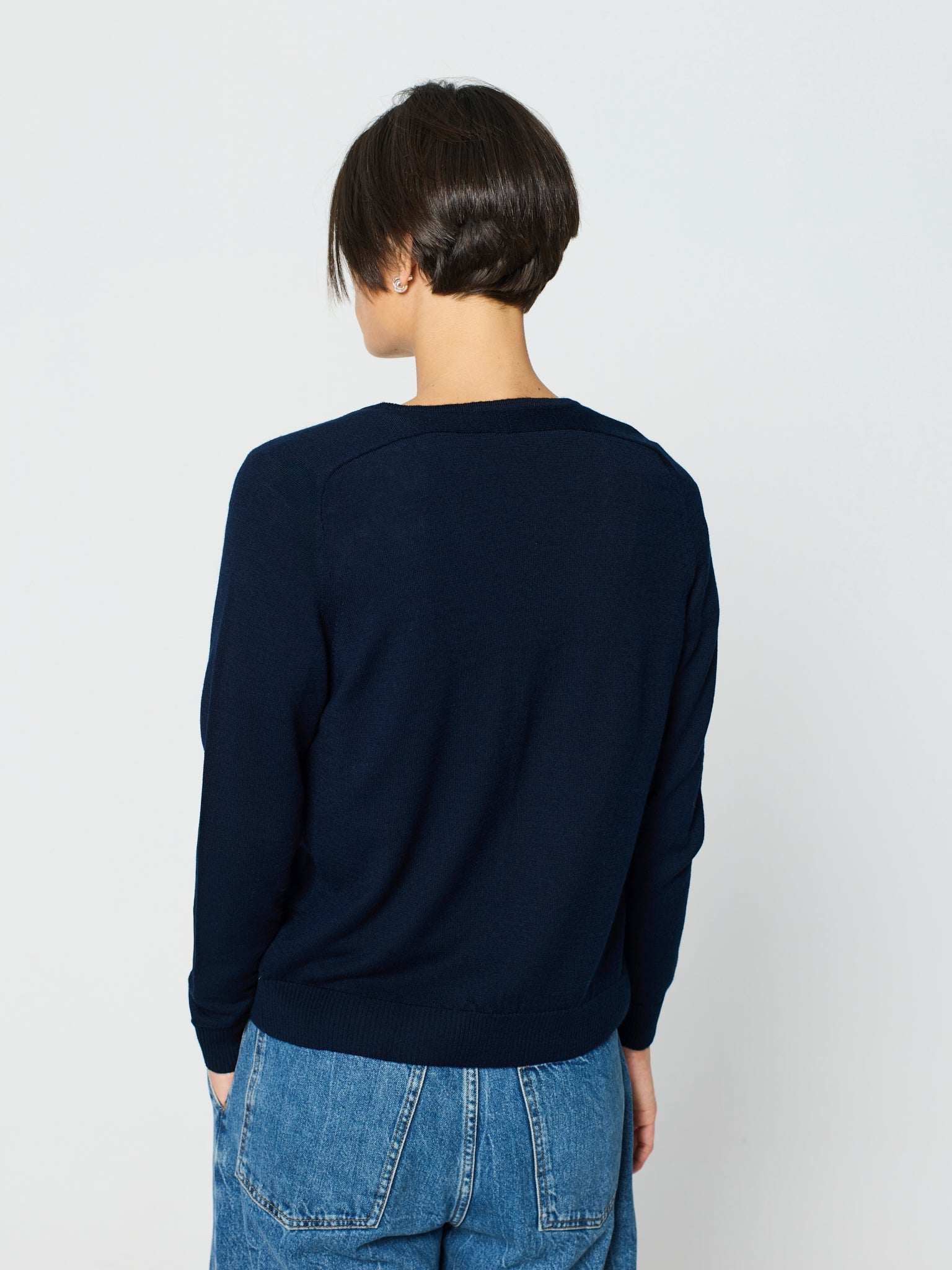 Chaqueta básica cuello pico