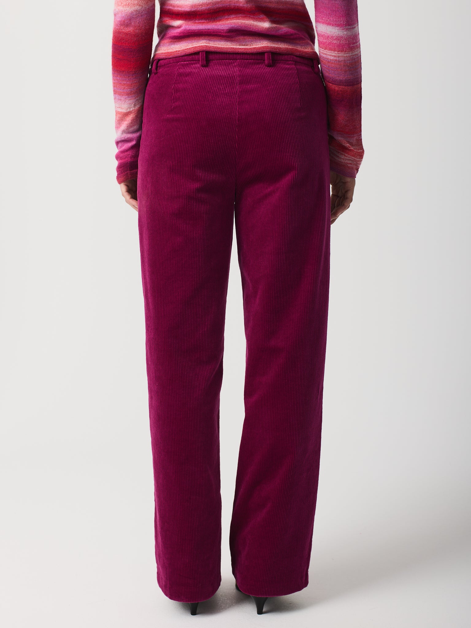 Pantalons rectes amb butxaques davanteres