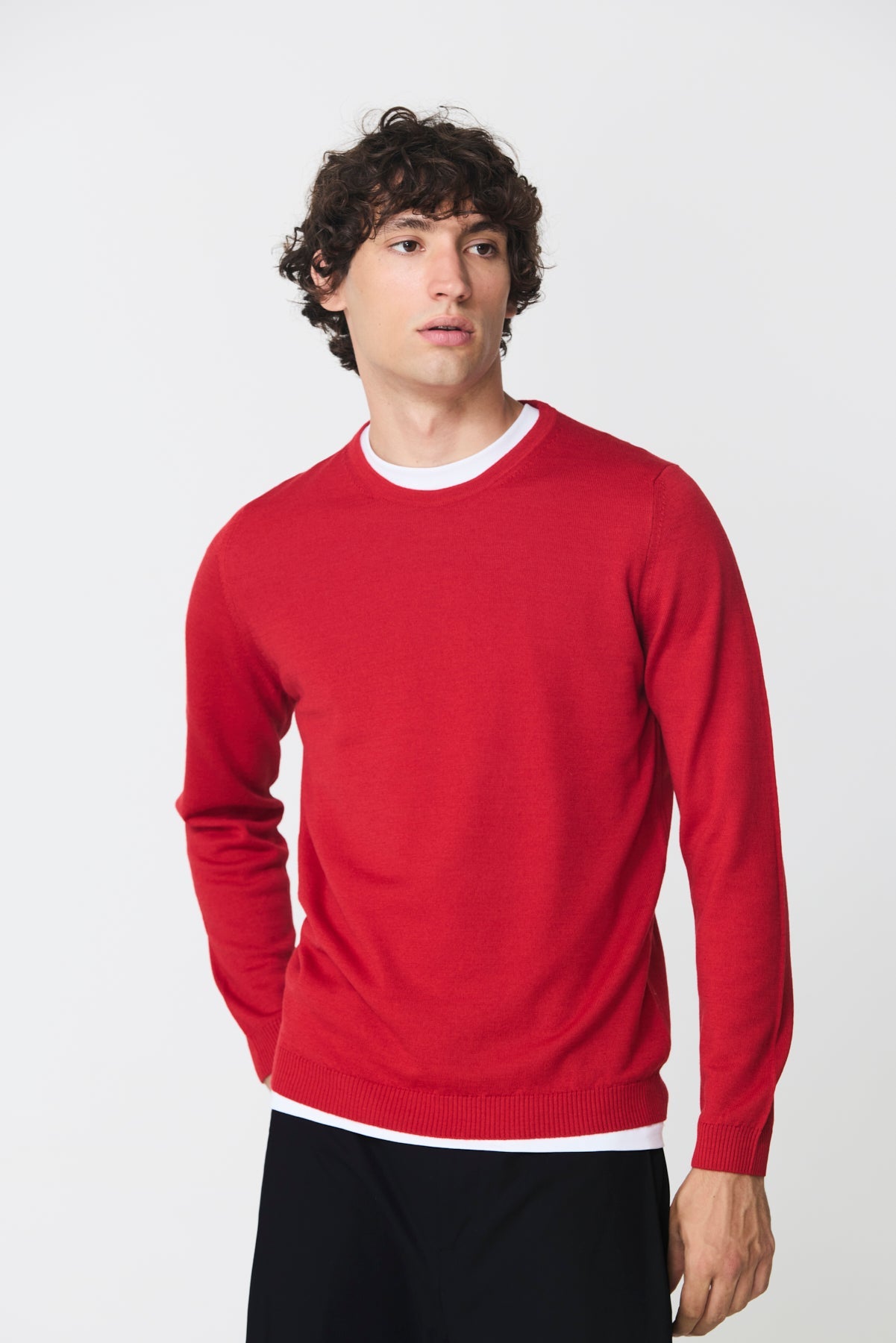 Round neck sweater